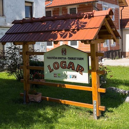 Turisticna Kmetija Logar Hotel Grahovo ภายนอก รูปภาพ